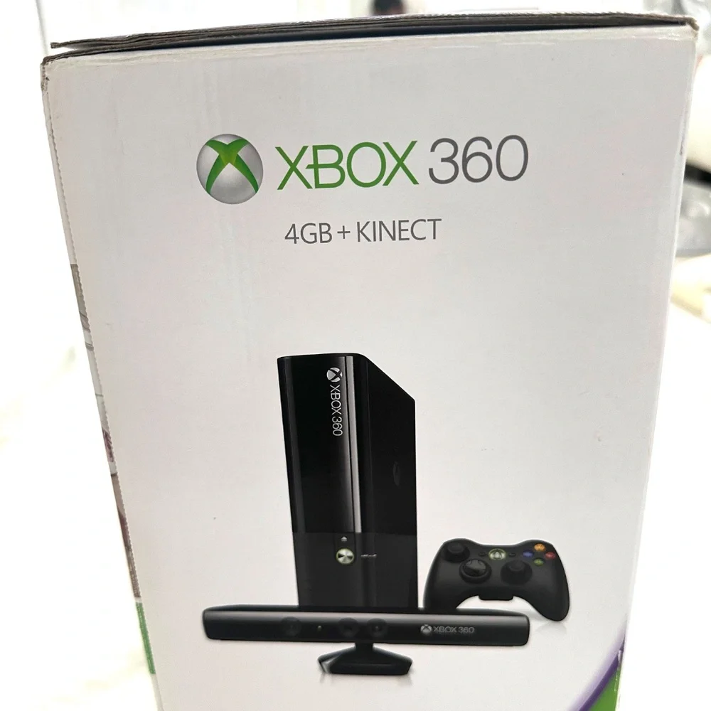 XBOX 360e + Kinect (Full Body Camera Controller) +2 Games (NEW) $800 MSRP (RARE)